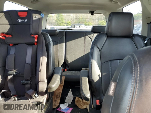 2014 GMC Acadia Denali z VIN 1GKKVTKD8EJ269283, wystawiony jako Copart lot #54201065 z przebiegiem Nie podano mil oraz Szkoda całkowita • Salvage title. Historia ofert i sprzedaży dostępna na DreamBid. Obrazek 10.