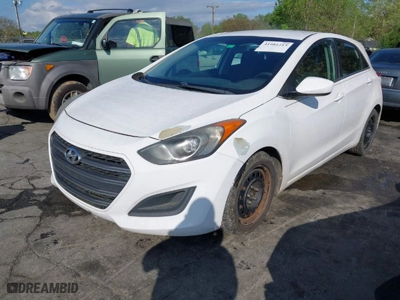 2016 Hyundai Elantra GT with VIN KMHD35LH3GU256073, listed as a IAAI auction lot 41981215 with 174,280 mi miles. Bid and sale history available at carsss.com. Image 2.