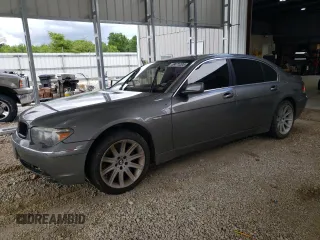 2004 BMW 7 Series 745Li z VIN WBAGN63584DS55758, wystawiony jako Copart lot #58071205 z przebiegiem 135 039 mil mil oraz Szkoda całkowita • Salvage title. Historia ofert i sprzedaży dostępna na DreamBid. Obrazek 1.