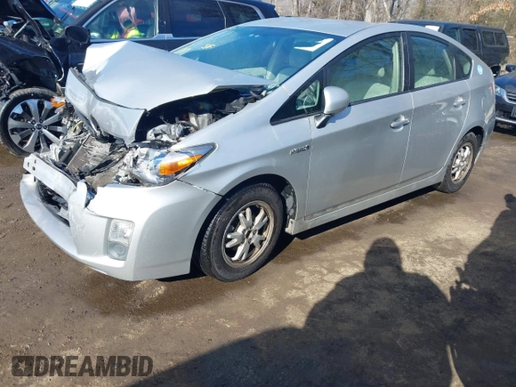 2010 Toyota Prius II with VIN JTDKN3DUXA0006835, listed as a IAAI auction lot 41329631 with 1 mi miles. Bid and sale history available at carsss.com. Image 2.