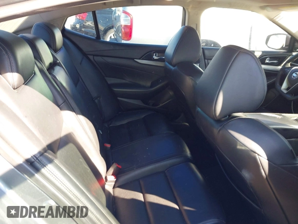 2018 Nissan Maxima SL z VIN 1N4AA6AP2JC387155, wystawiony jako IAAI lot #41642025 z przebiegiem 125 621 mil mil oraz . Historia ofert i sprzedaży dostępna na DreamBid. Obrazek 8.