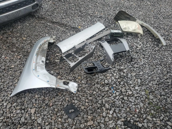 2003 Toyota 4Runner Limited with VIN JTEZU17RX38002510, listed as a Copart auction lot 51727075 with 184,442 mi miles and Salvage Title. Bid and sale history available at carsss.com. Image 13.