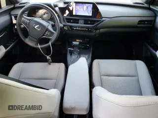 2024 Lexus UX 250h F Sport z VIN JTHB6JBH6R2186160, wystawiony jako Copart lot #80963174 z przebiegiem 8 157 mil mil oraz Szkoda całkowita • Salvage title. Historia ofert i sprzedaży dostępna na DreamBid. Obrazek 8.