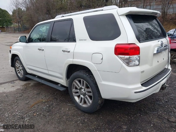 2012 Toyota 4Runner SR5 with VIN JTEBU5JR8C5089567, listed as a IAAI auction lot 42000885 with 90,652 mi miles. Bid and sale history available at carsss.com. Image 3.