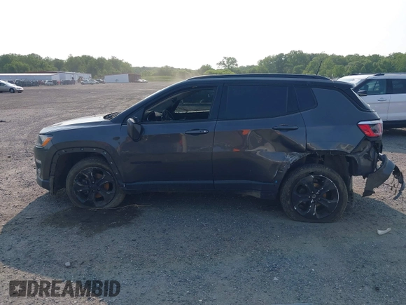2018 Jeep Compass Latitude with VIN 3C4NJDBB0JT395844, listed as a IAAI auction lot 42405343 with 140,220 mi miles and . Bid and sale history available at DreamBid. Image 14.