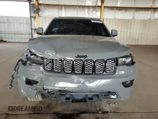 2020 Jeep Grand Cherokee Altitude z VIN 1C4RJEAGXLC405024, wystawiony jako Copart lot #58536155 z przebiegiem 67 441 mil mil oraz Szkoda całkowita • Salvage title. Historia ofert i sprzedaży dostępna na DreamBid. Obrazek 5.