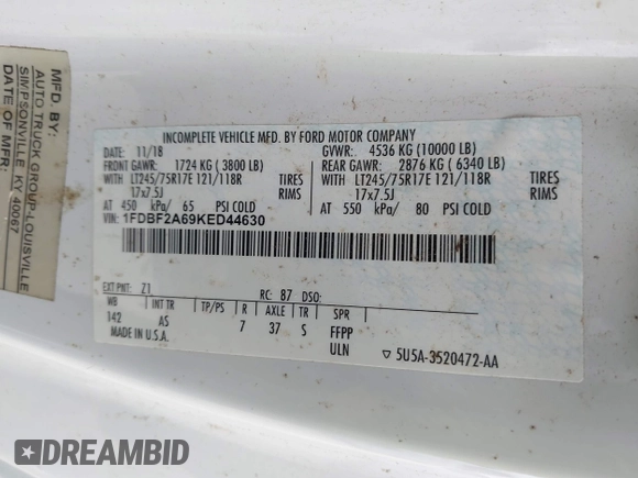 2019 Ford Super Duty F-250 SRW XL with VIN 1FDBF2A69KED44630, listed as a IAAI auction lot 42127168 with 70,738 mi miles. Bid and sale history available at carsss.com. Image 9.