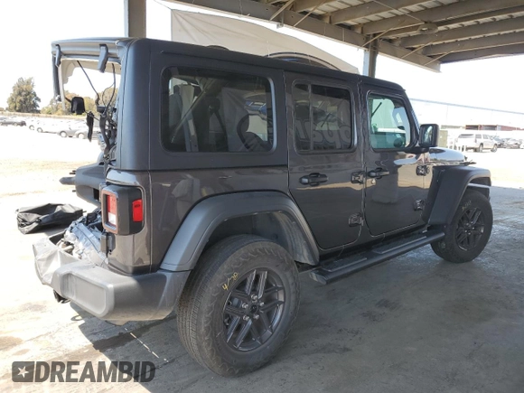 2024 Jeep Wrangler Sport S z VIN 1C4PJXDN4RW272314, wystawiony jako Copart lot #62163625 z przebiegiem 20 568 mil mil oraz Nie do naprawy • Non repairable. Historia ofert i sprzedaży dostępna na DreamBid. Obrazek 3.