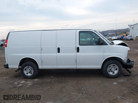 2021 Chevrolet Express Cargo с VIN 1GCWGAFP5M1223697, выставлен на аукционе IAAI как лот 41696556 с пробегом 69 930 миль миль и . История ставок и продаж доступна на DreamBid. Изображение 13.