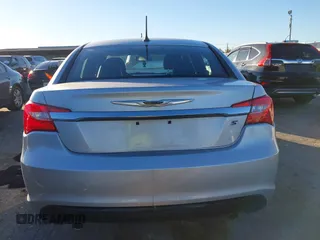 2012 Chrysler 200 S with VIN 1C3CCBHGXCN188538, listed as a IAAI auction lot 41085313 with 107,002 mi miles and . Bid and sale history available at DreamBid. Image 15.