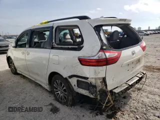 2019 Toyota Sienna XLE Auto Access Seat z VIN 5TDYZ3DC3KS971766, wystawiony jako Copart lot #44809945 z przebiegiem Nie podano mil oraz Szkoda całkowita • Salvage title. Historia ofert i sprzedaży dostępna na DreamBid. Obrazek 2.