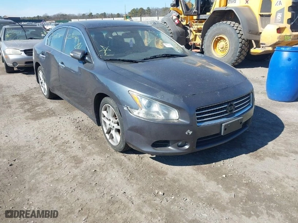 2011 Nissan Maxima 3.5 S with VIN 1N4AA5AP8BC822188, listed as a IAAI auction lot 41685860 with 999,999 mi miles. Bid and sale history available at carsss.com. Image 1.