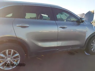 2018 Kia Sorento LX with VIN 5XYPG4A50JG387396, listed as a IAAI auction lot 40848247 with Not Provided miles and . Bid and sale history available at DreamBid. Image 13.