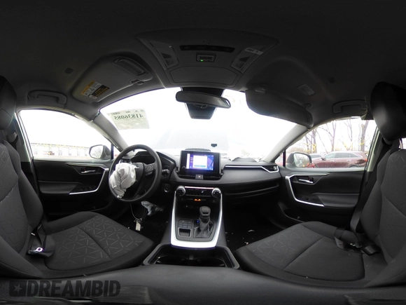 2024 Toyota RAV4 XLE with VIN 2T3P1RFV7RW442253, listed as a IAAI auction lot 41836085 with 31,378 mi miles and . Bid and sale history available at DreamBid. Image 19.