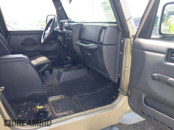 2004 Jeep Wrangler Sport with VIN 1J4FA49SX4P774167, listed as a IAAI auction lot 42686834 with 170,731 mi miles and . Bid and sale history available at DreamBid. Image 5.