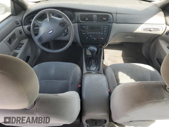 2002 Ford Taurus SE with VIN 1FAFP53272G198088, listed as a Copart auction lot 69810014 with 152,794 mi miles and Clean title. Bid and sale history available at DreamBid. Image 8.