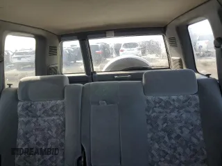 2000 Isuzu Trooper S z VIN JACDS58XXY7J11716, wystawiony jako Copart lot #76685304 z przebiegiem 92 828 mil mil oraz Nie do naprawy. Historia ofert i sprzedaży dostępna na DreamBid. Obrazek 10.