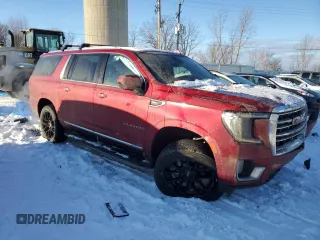 2023 GMC Yukon XL SLT with VIN 1GKS2GKD3PR144843, listed as a Copart auction lot 45917565 with 25,779 mi miles and Clean Title. Bid and sale history available at carsss.com. Image 4.