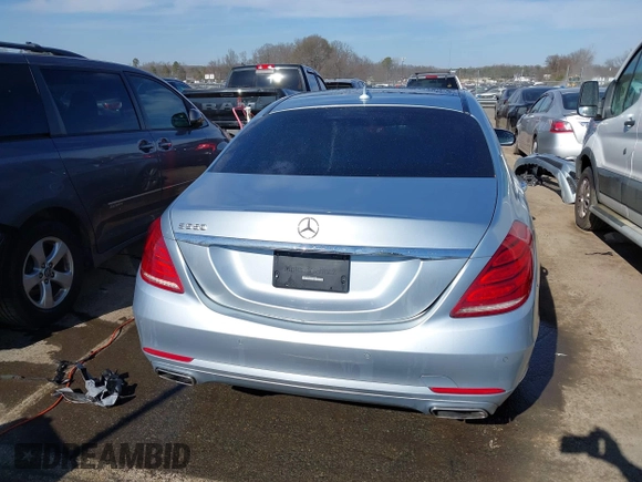 2016 Mercedes-Benz S 550 with VIN WDDUG8CB4GA206554, listed as a IAAI auction lot 41668452 with 299,833 mi miles and . Bid and sale history available at carsss.com. Image 17.