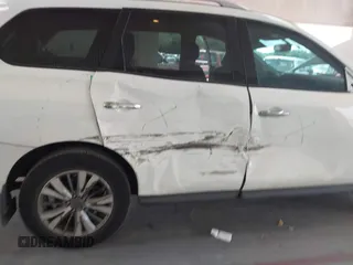 2019 Nissan Pathfinder SV z VIN 5N1DR2MN5KC627198, wystawiony jako IAAI lot #42209161 z przebiegiem 62 801 mil mil oraz . Historia ofert i sprzedaży dostępna na DreamBid. Obrazek 6.