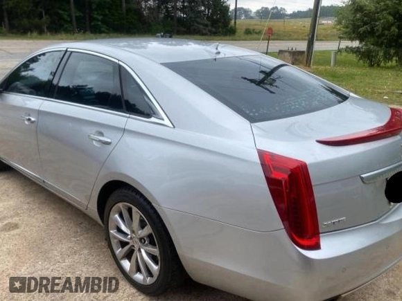 2013 Cadillac XTS Luxury z VIN 2G61P5S33D9171411, wystawiony jako Copart lot #59880945 z przebiegiem 268 029 mil mil oraz Czysty tytuł • Clean title. Historia ofert i sprzedaży dostępna na DreamBid. Obrazek 3.