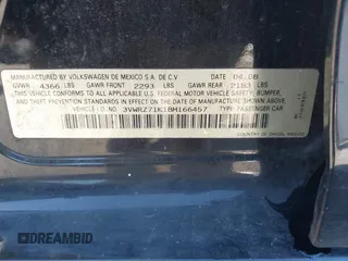 2008 Volkswagen Jetta SE z VIN 3VWRZ71K18M166457, wystawiony jako IAAI lot #41392289 z przebiegiem 244 330 mil mil oraz . Historia ofert i sprzedaży dostępna na DreamBid. Obrazek 9.
