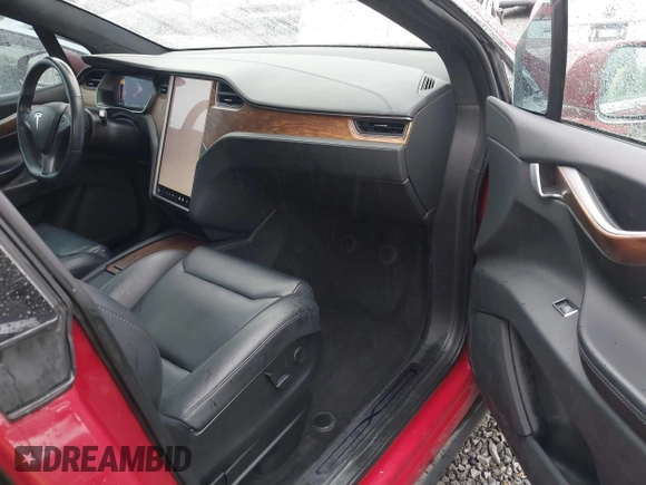 2019 Tesla Model X 75D with VIN 5YJXCBE23KF207739, listed as a IAAI auction lot 41808567 with 191,233 mi miles and . Bid and sale history available at DreamBid. Image 5.