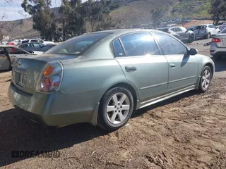 2003 Nissan Altima S with VIN 1N4AL11E63C232154, listed as a IAAI auction lot 41651258 with 235,455 mi miles. Bid and sale history available at carsss.com. Image 4.