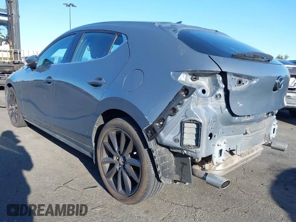 2022 Mazda Mazda3 Hatchback Premium with VIN JM1BPAML4N1521836, listed as a IAAI auction lot 41828139 with 42,786 mi miles. Bid and sale history available at carsss.com. Image 3.