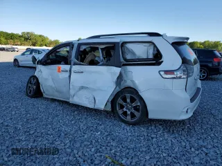 2018 Toyota Sienna SE with VIN 5TDXZ3DC4JS924062, listed as a Copart auction lot 50197695 with Not provided miles and Non repairable. Bid and sale history available at DreamBid. Image 2.