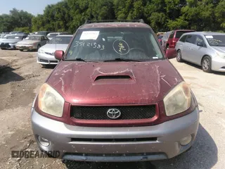 2005 Toyota RAV4 with VIN JTEHD20V950039140, listed as a IAAI auction lot 35121583 with 240,433 mi miles. Bid and sale history available at carsss.com. Image 6.