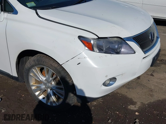2011 Lexus RX with VIN JTJBC1BAXB2420283, listed as a IAAI auction lot 41816439 with 199,296 mi miles. Bid and sale history available at carsss.com. Image 18.