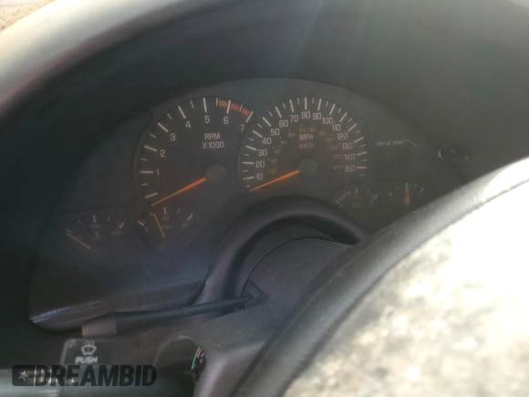 2001 Pontiac Firebird Formula with VIN 2G2FV22G812120764, listed as a Copart auction lot 80468124 with Not provided miles and Non repairable. Bid and sale history available at DreamBid. Image 9.