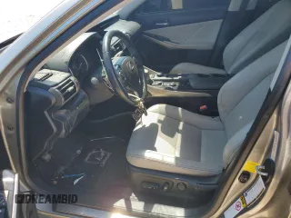 2014 Lexus IS 250 z VIN JTHBF1D20E5019973, wystawiony jako Copart lot #49902925 z przebiegiem 88 339 mil mil oraz Szkoda całkowita • Salvage title. Historia ofert i sprzedaży dostępna na DreamBid. Obrazek 7.