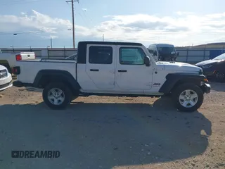 2023 Jeep Gladiator Sport S с VIN 1C6HJTAG0PL533933, выставлен на аукционе IAAI как лот 42351470 с пробегом 57 982 миль миль и . История ставок и продаж доступна на DreamBid. Изображение 13.