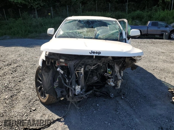 2021 Jeep Grand Cherokee Laredo X with VIN 1C4RJFAG2MC614782, listed as a Copart auction lot 62309025 with Not provided miles and Salvage title. Bid and sale history available at DreamBid. Image 5.