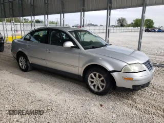 2004 Volkswagen Passat GLS with VIN WVWPD63B24P249951, listed as a Copart auction lot 54295915 with 144,336 mi miles and Salvage title. Bid and sale history available at DreamBid. Image 4.