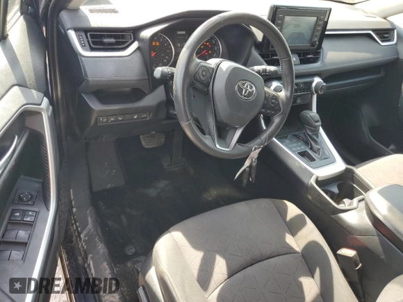 2019 Toyota RAV4 XLE with VIN 2T3P1RFV5KW059014, listed as a Copart auction lot 51770985 with 110,347 mi miles and Salvage Title. Bid and sale history available at carsss.com. Image 8.