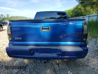 2003 Chevrolet Silverado SS z VIN 2GCEK19N331336514, wystawiony jako Copart lot #58198544 z przebiegiem 123 463 mil mil oraz Szkody całkowita. Historia ofert i sprzedaży dostępna na DreamBid. Obrazek 6.