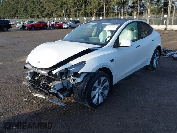 2024 Tesla Model Y Long Range with VIN 7SAYGDEE1RF056816, listed as a IAAI auction lot 41809125 with 6,434 mi miles and . Bid and sale history available at DreamBid. Image 21.