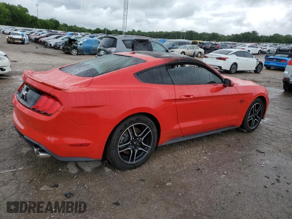 2018 Ford Mustang GT z VIN 1FA6P8CF6J5128497, wystawiony jako Copart lot #55982685 z przebiegiem Nie podano mil oraz Szkoda całkowita • Salvage title. Historia ofert i sprzedaży dostępna na DreamBid. Obrazek 3.