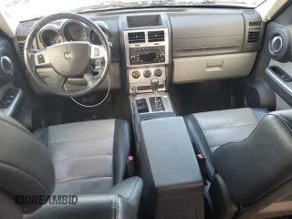 2010 Dodge Nitro SXT с VIN 1D4PU5GK2AW138146, выставлен на аукционе Copart как лот 83093314 с пробегом 175 992 миль миль и Чистый • Clean title. История ставок и продаж доступна на DreamBid. Изображение 8.