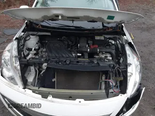 2016 Nissan Versa SV z VIN 3N1CN7APXGL879574, wystawiony jako IAAI lot #41510622 z przebiegiem 121 094 mil mil oraz . Historia ofert i sprzedaży dostępna na DreamBid. Obrazek 10.