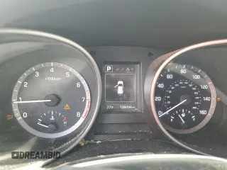 2018 Hyundai Santa Fe 2.4L z VIN 5NMZT3LB7JH080380, wystawiony jako Copart lot #54016805 z przebiegiem 138 494 mil mil oraz Nie do naprawy • Non repairable. Historia ofert i sprzedaży dostępna na DreamBid. Obrazek 9.