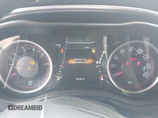 2017 Dodge Challenger SXT Plus z VIN 2C3CDZAG5HH658149, wystawiony jako IAAI lot #41876762 z przebiegiem 128 126 mil mil oraz . Historia ofert i sprzedaży dostępna na DreamBid. Obrazek 7.