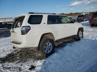 2023 Toyota 4Runner SR5 Premium with VIN JTENU5JR4P6145940, listed as a Copart auction lot 88724645 with 0 mi miles and Salvage Title. Bid and sale history available at carsss.com. Image 3.