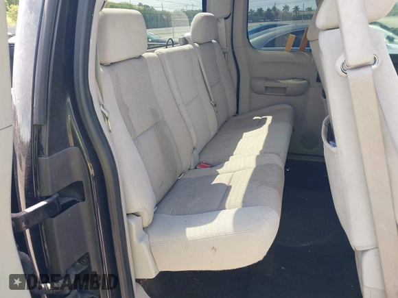 2007 Chevrolet Silverado 1500 1LT with VIN 2GCEK19J271659603, listed as a IAAI auction lot 42098689 with 240,918 mi miles and . Bid and sale history available at DreamBid. Image 8.
