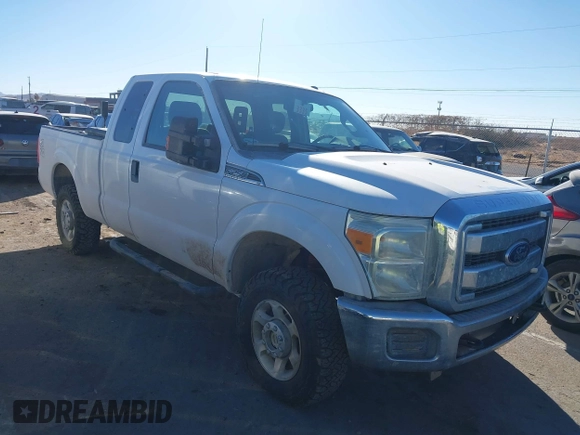 2016 Ford Super Duty F-250 SRW XLT with VIN 1FT7X2B62GEA13840, listed as a IAAI auction lot 41523113 with 139,215 mi miles. Bid and sale history available at carsss.com. Image 1.