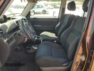 2006 Scion xB with VIN JTLKT324X64122775, listed as a Copart auction lot 61652764 with 257,292 mi miles and Salvage Title. Bid and sale history available at carsss.com. Image 7.