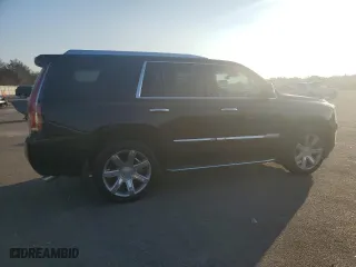 2018 Cadillac Escalade Luxury with VIN 1GYS4BKJ1JR323804, listed as a Copart auction lot 41451555 with 110,034 mi miles and Salvage Title. Bid and sale history available at carsss.com. Image 3.